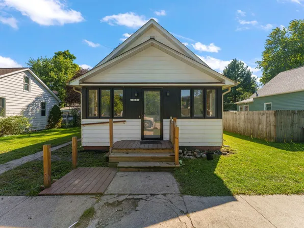112 W Ohio St, La Crosse, IN 46348