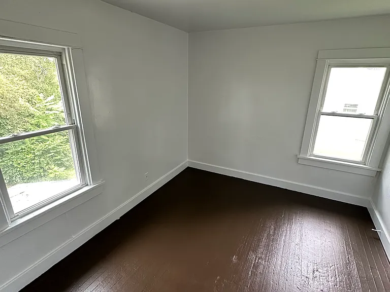 551 Westwood Ave — Photo 6