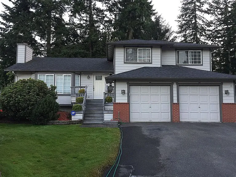 18 199th St SE — Photo 1