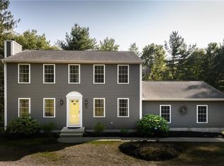 29 Keith Dr, Hope Valley, RI 02832