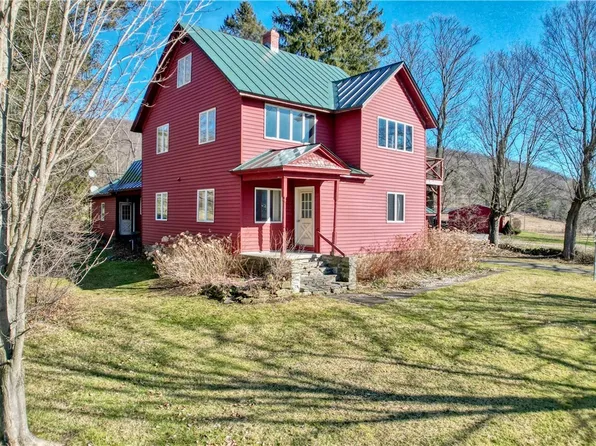 6152 Sugartown Rd #2, Ellicottville, NY 14731