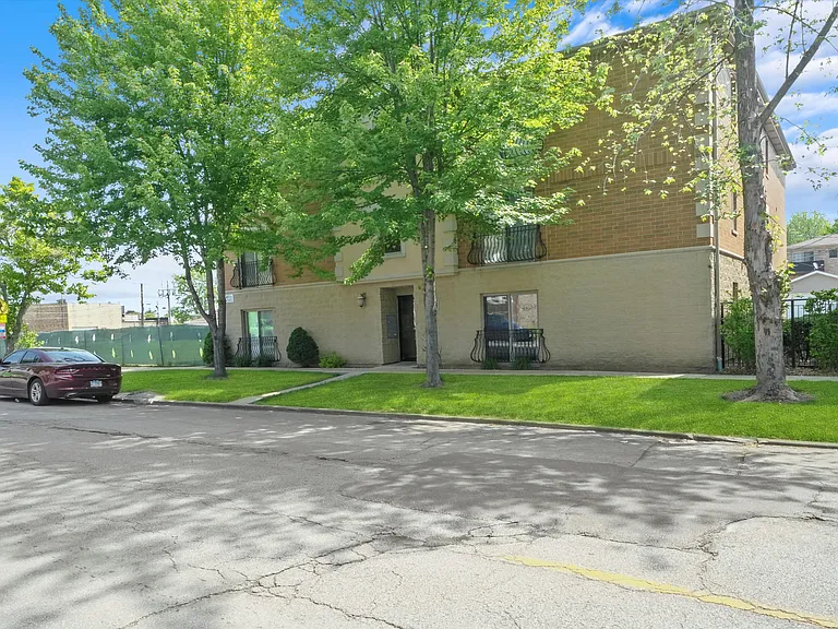 3423 Ridgeland Ave #101 — Photo 24
