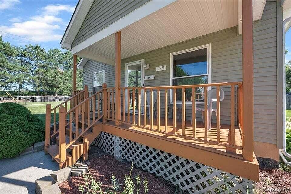 1st image of 175 Rockwell Ave