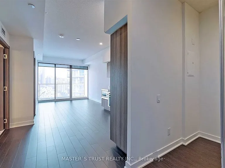 17 Bathurst St #2611 — Photo 17