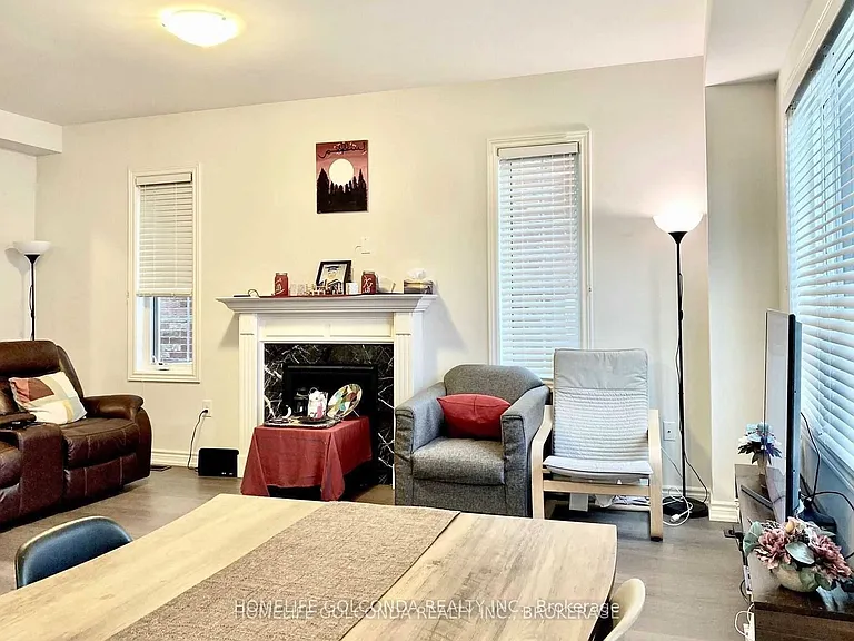 1450 Chretien St — Photo 9