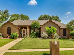 2517 Belmeade Dr, Carrollton, TX 75006