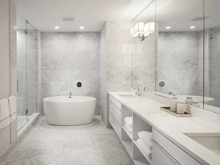 Marble Bathroom and Tub