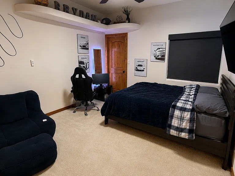 4575 Hatchet Ct — Photo 9