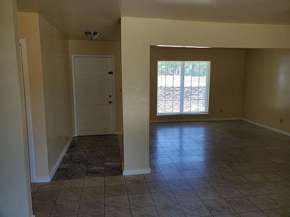 4th image of 8515 Burrell Dr