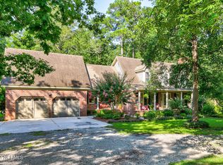 92 Tall Oaks Dr, Castle Hayne, NC 28429