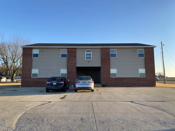109 W Koopman Dr, Flanagan, IL 61740