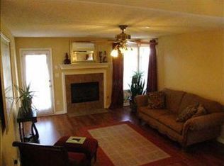 7786 Fallstone Rd, Memphis, TN 38125