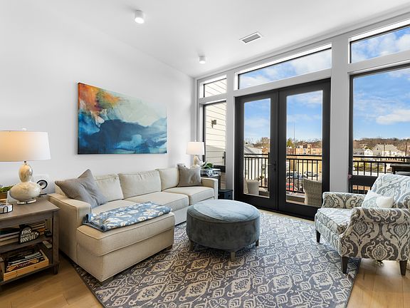 3rd image of 101 N Beacon St #303