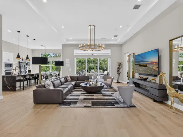 9964 SEAGRASS Way, Palm Beach Gardens, FL 33412