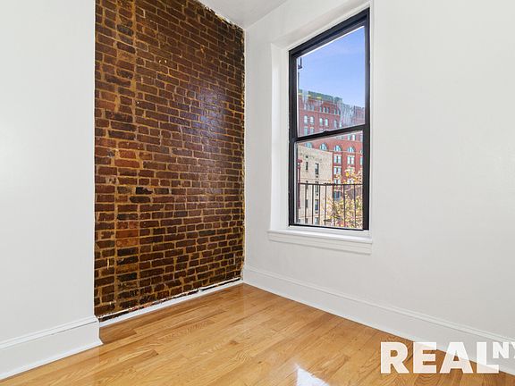 2nd image of 300 W 10th St APT 5B