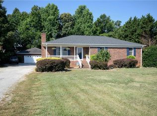 3204 Windfield Ridge Dr, Burlington, NC 27215
