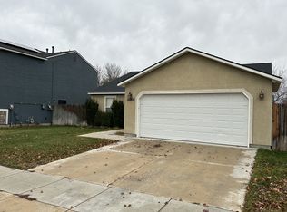 6908 S Boysenberry Ave, Boise, ID 83709