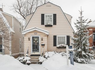 2309 Cowper Ave, Evanston, IL 60201
