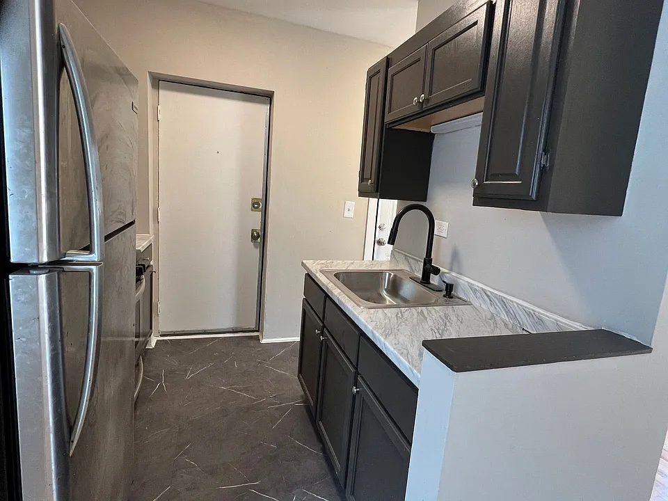 4611 S Drexel