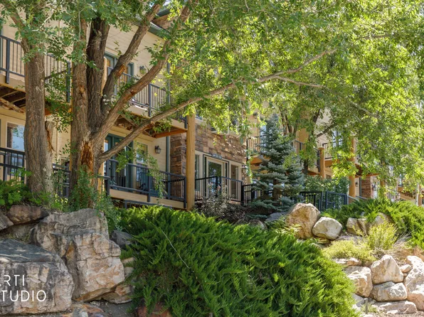 5060 Lakeview Dr Unit 1107, Eden, UT 84310