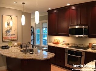 20 Washburn Ave #1, Cambridge, MA 02140