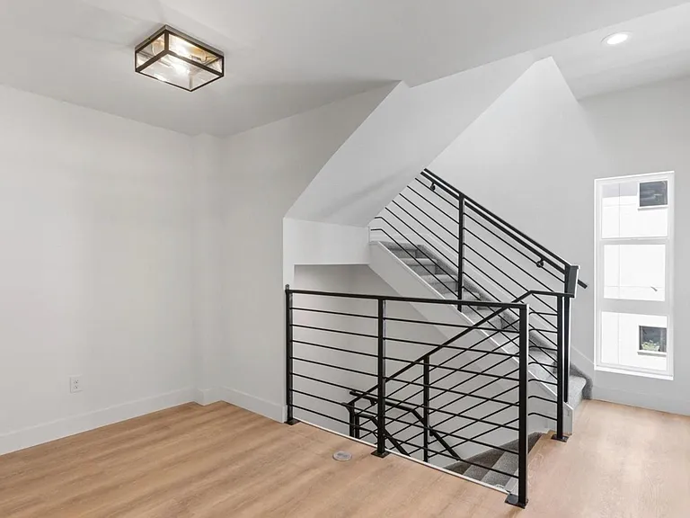 1330 Sheridan Blvd #6 — Photo 18