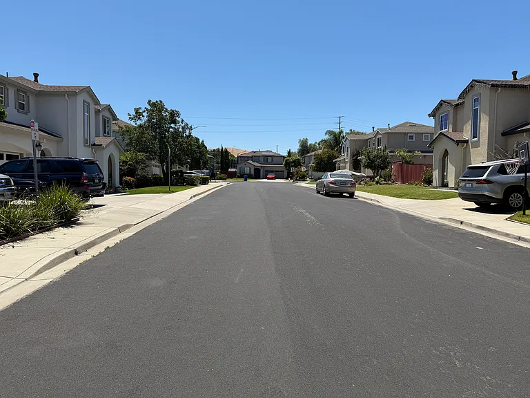 40 Curtis Ct — Photo 2
