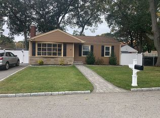 67 Haven St, Warwick, RI 02889