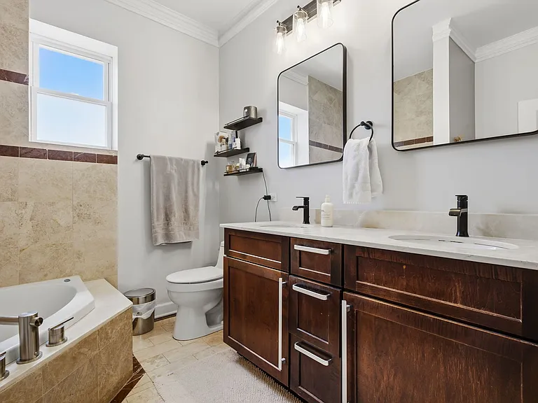4231 N Kedzie Ave #2-F — Photo 11