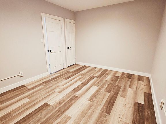 4th image of 124 Corbin Ave #201