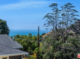 554 Radcliffe Ave, Pacific Palisades, CA 90272