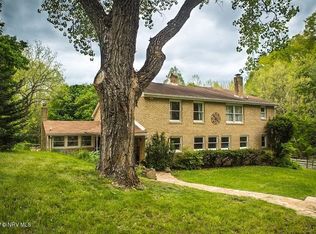 169 Indian Valley Rd NW, Radford, VA 24141