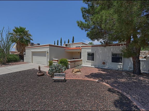 3rd image of 6421 Amposta Dr
