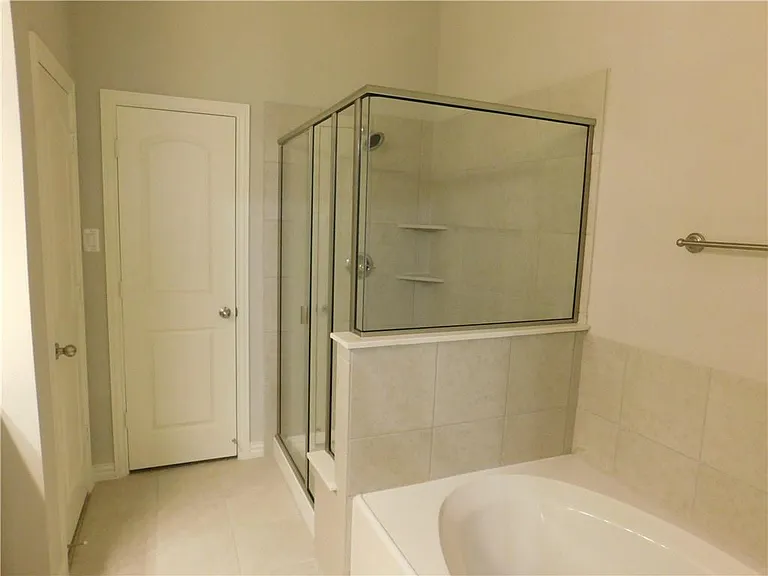 2555 Adam Ln — Photo 23