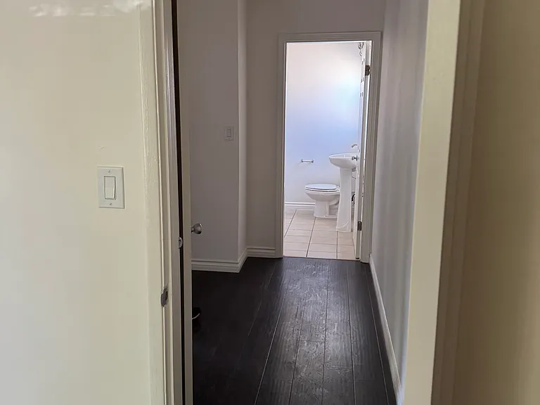 101 N Craig Ave #4 — Photo 7