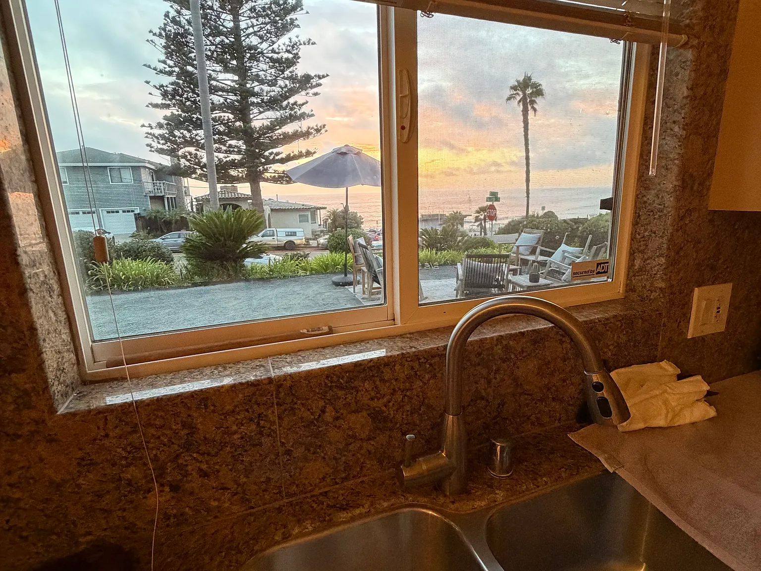 1 bed, 675 sqft, $3,750 — Photo 2