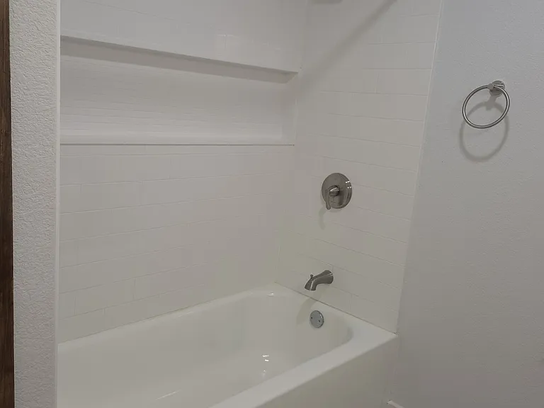 1800 E Stewart St #136 — Photo 18