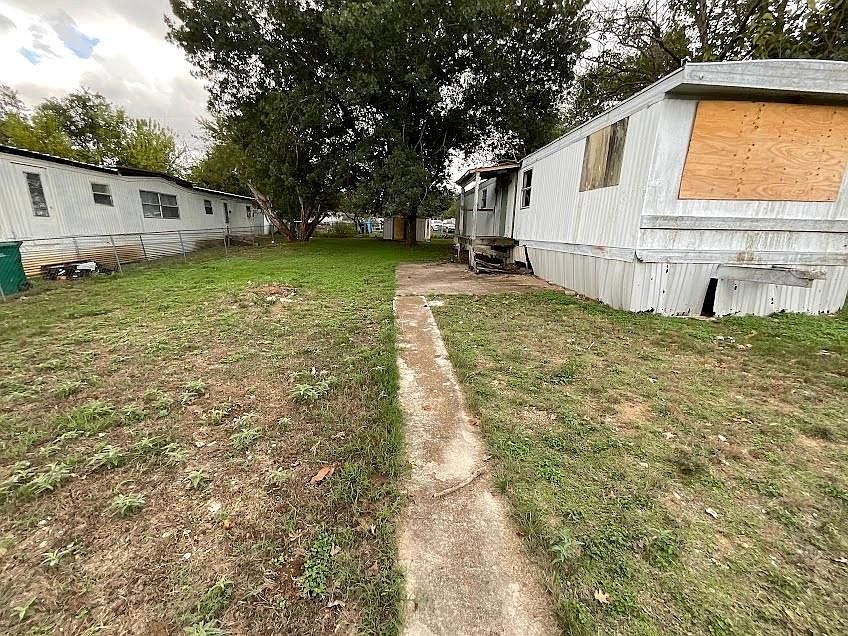 1st image of 12 Dandelion St