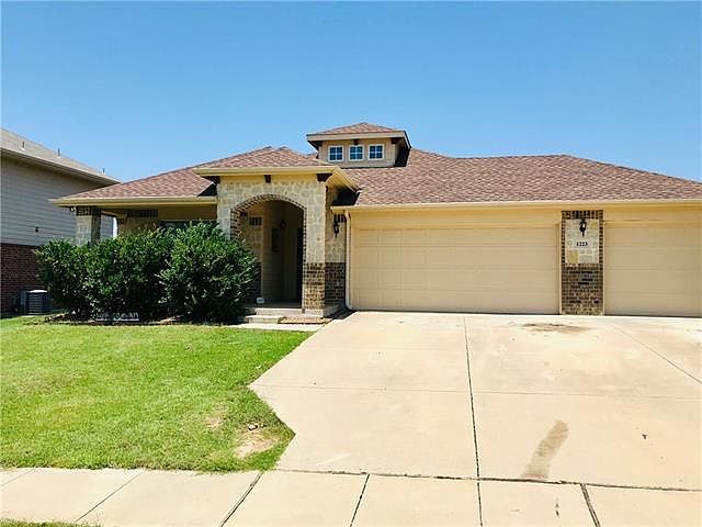 1st image of 1223 Feather Crest Dr