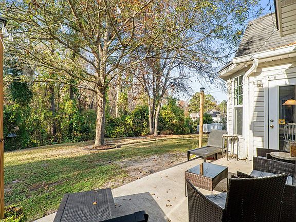 2nd image of 404 Herringbone Ct.