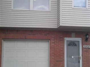 28082 Fortson Ln, Inkster, MI 48141