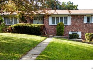 18 Tioken Rd, Spring Valley, NY 10977