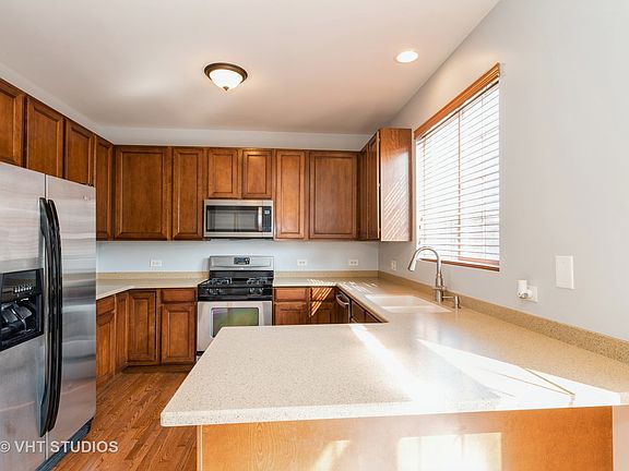 5th image of 366 Station Park Cir