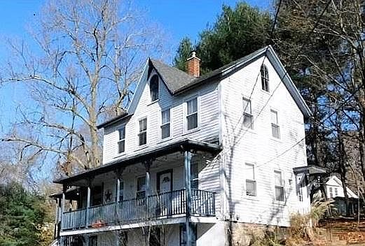 1st image of 29 Pleasant St