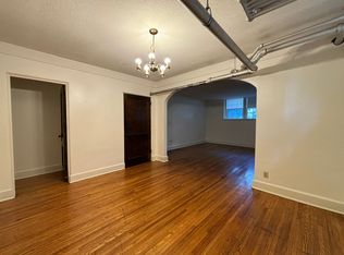 2040 Grand Ave, Saint Paul, MN 55105