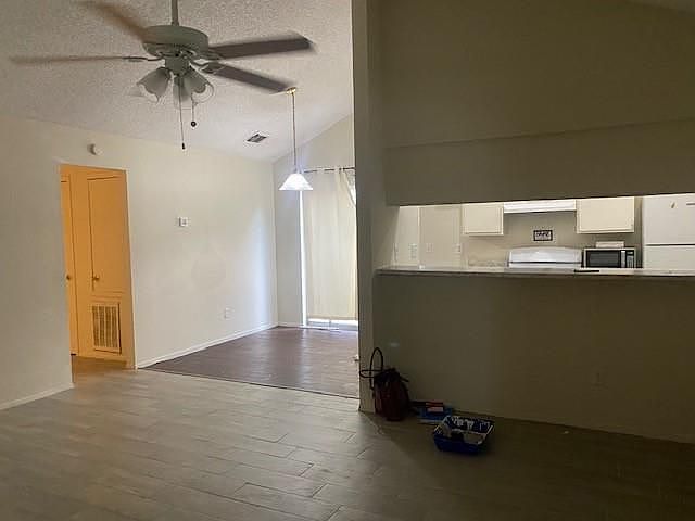 1st image of 10161 Inwood Hollow Ln