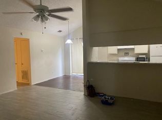 10161 Inwood Hollow Ln, Houston, TX 77088