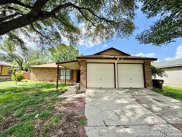 3 bed, 2.0 bath, 1550 sqft, $1,650 — Photo 2