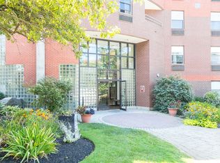 1 Loring Ave APT 402, Swampscott, MA 01907