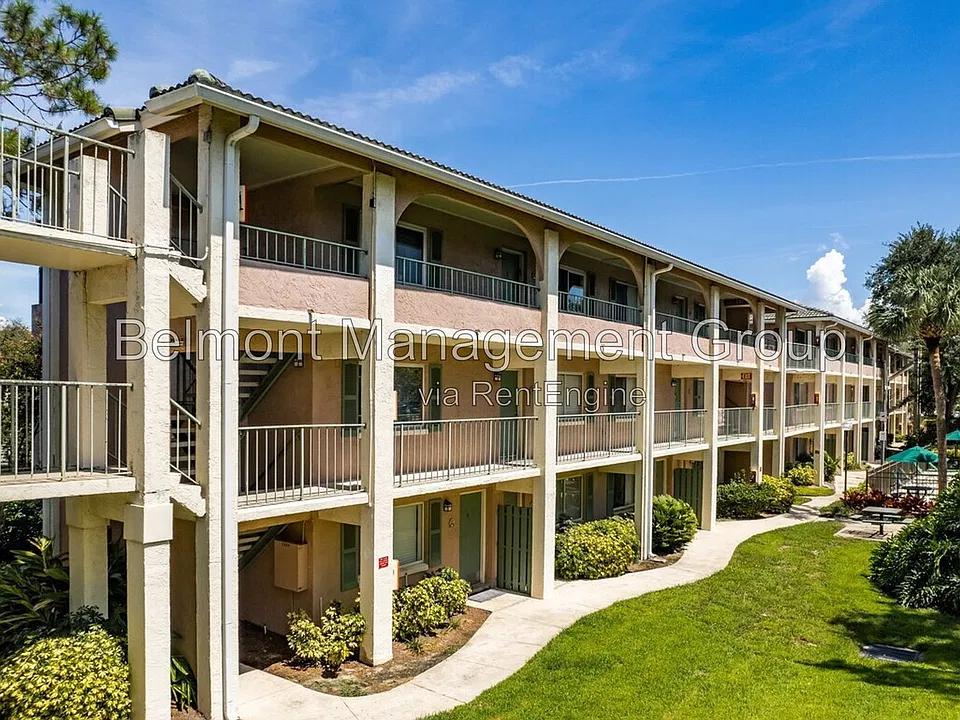 121 Oyster Bay Cir #370